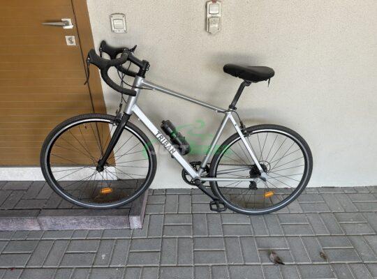 Triban RC 100 starter road bike